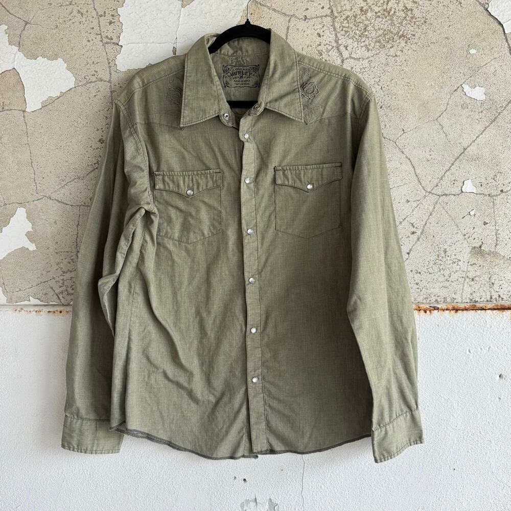 Hurley Shirt Mens‎ M Embroidered Rose Western Pearl Snap Button Up Olive Green